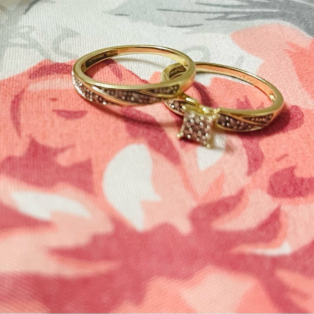 REAL 10kt GOLD diamond cut wedding band SET - Picture 3 of 12